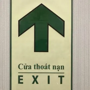 Hướng thoát nạn dạ quang