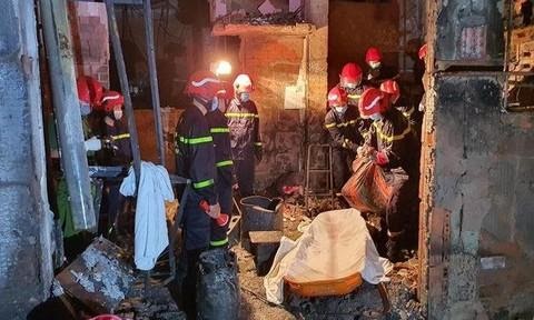 Vụ cháy tại nhà ở kết hợp kinh doanh ở số 47/58/2 đường Lạc Long Quân (phường 1, quận 11) vào lúc 17h05 phút ngày 7/5/2021 làm 8 người chết.
